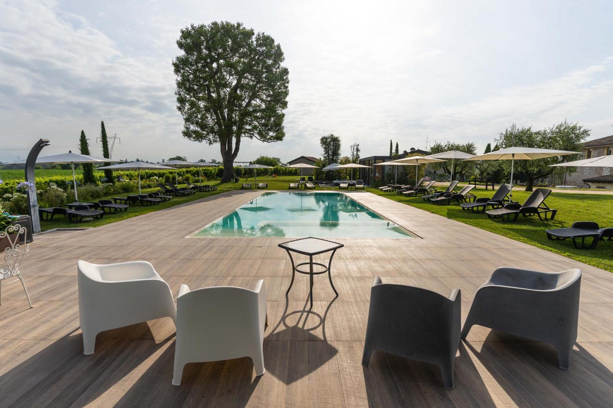 Agriturismo Colle Dei Pivi Понти-суль-Минчо Экстерьер фото
