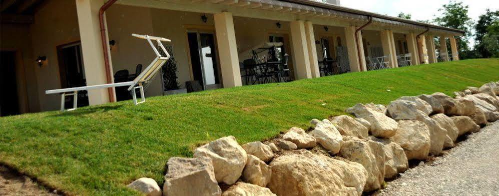 Agriturismo Colle Dei Pivi Понти-суль-Минчо Экстерьер фото
