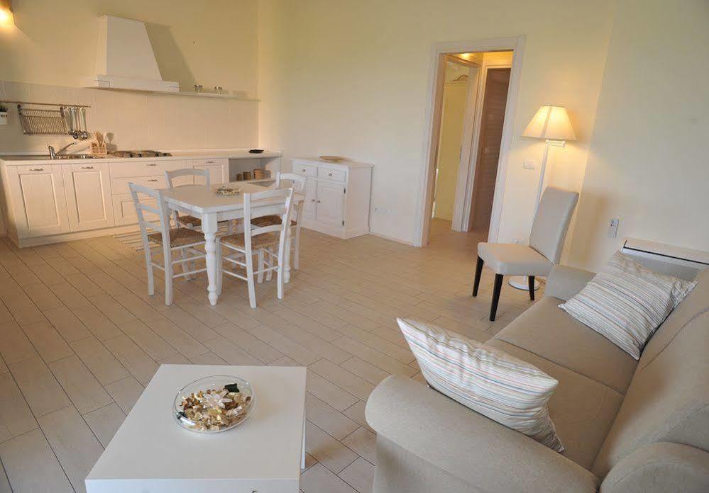 Agriturismo Colle Dei Pivi Понти-суль-Минчо Экстерьер фото