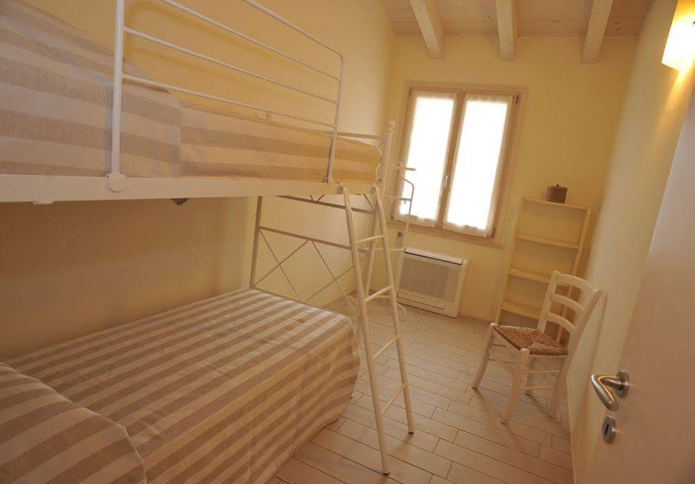 Agriturismo Colle Dei Pivi Понти-суль-Минчо Экстерьер фото