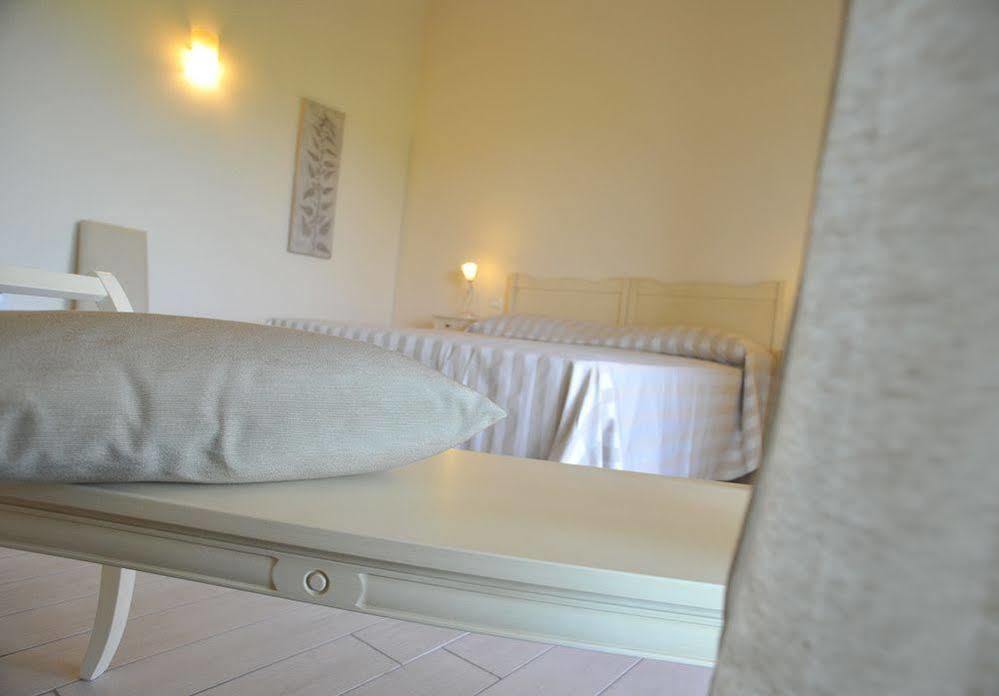 Agriturismo Colle Dei Pivi Понти-суль-Минчо Экстерьер фото