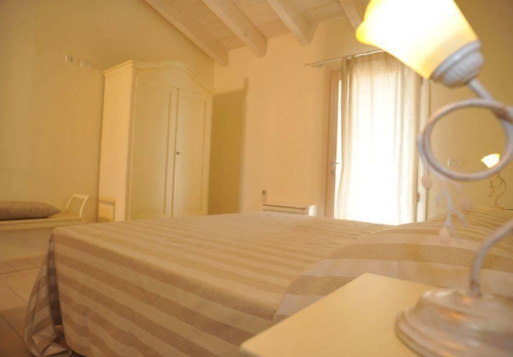Agriturismo Colle Dei Pivi Понти-суль-Минчо Экстерьер фото